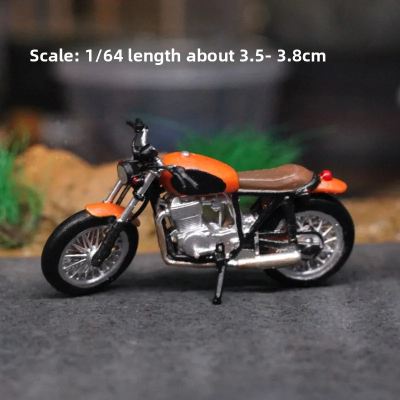 1:64 Scale Miniature Motorcycle Model Scene Versatile Mini Motorcycle High Simulation Retro Mini Motorcycle Hand-painted